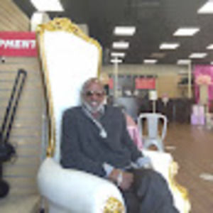 Meet your Posher, Reginald